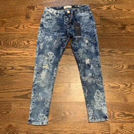 Atmosphere NEW Atmosphere Denim Womens Mia Cropped Jeans, Floral Distressed, Size 11 Junior