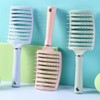 Chinwoo Correct Volume Volume Anti-Tangle Hair Brush