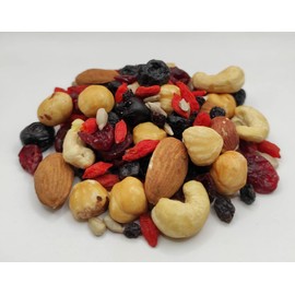 Unsalted and Raw SuperFood Blend Energy Mix | Healthy Nuts and Berries (220 Grams)