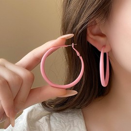 Yheakne Vintage Hollow Circle Hoop Earrings Pink Acrylic Circle Earrings Colourful Circle Dangle Earrings Large Geometric Circle Huggie Earrings Jewellery for Women, Zinc
