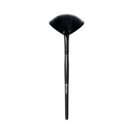 e.l.f. Fan Brush