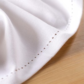 LANEPORTIA Hemstitch Cloth Napkins - 100% Cotton, Set of 6 Dinner Napkins 18x18 inches with Hemmed Edges - Soft, Reusable and Washable Napkin, Ideal for Events, Parties & Everyday Use - White