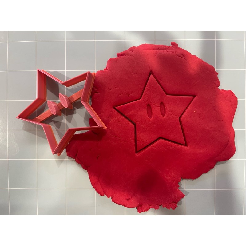 Star with Eyes Cookie Cutter
