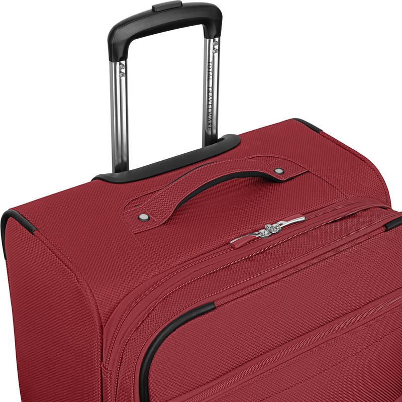 TOTAL TRAVELWARE Everest Expandable Softside Spinner