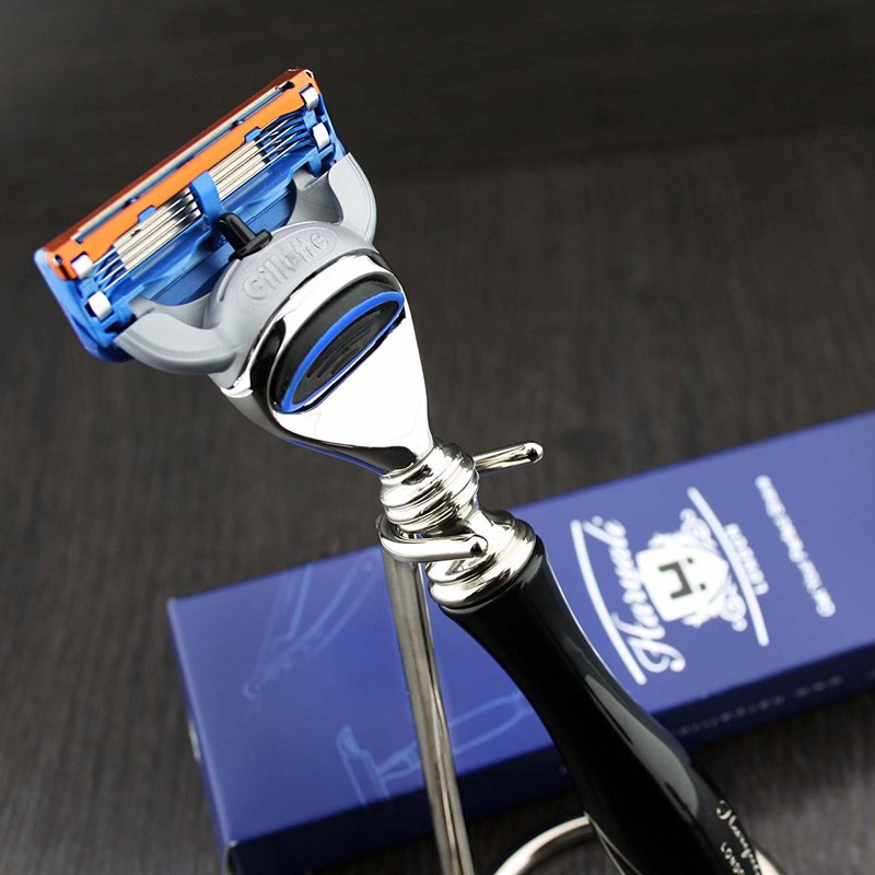 Haryali London 5 Edge Razor with Black Colour on Handle