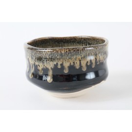 Mino ware Japanese Pottery Tea Ceremony Matcha Bowl made in japan (Japan Import) YHT006 (Black & Gold)
