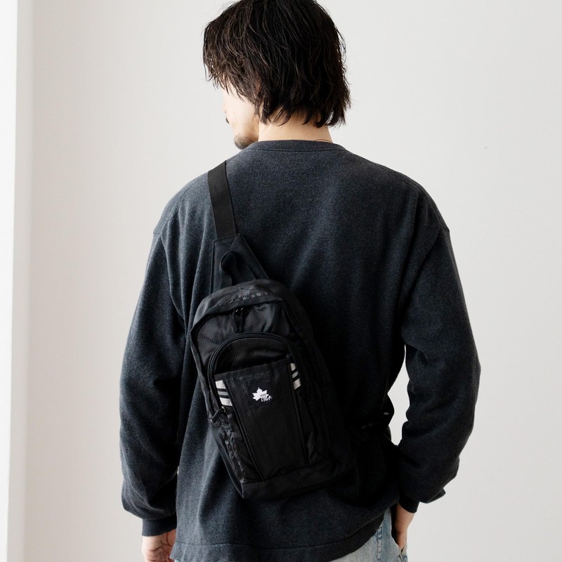 Logo Spark Body Bag, Reflector, One Shoulder Bag, Black, Free