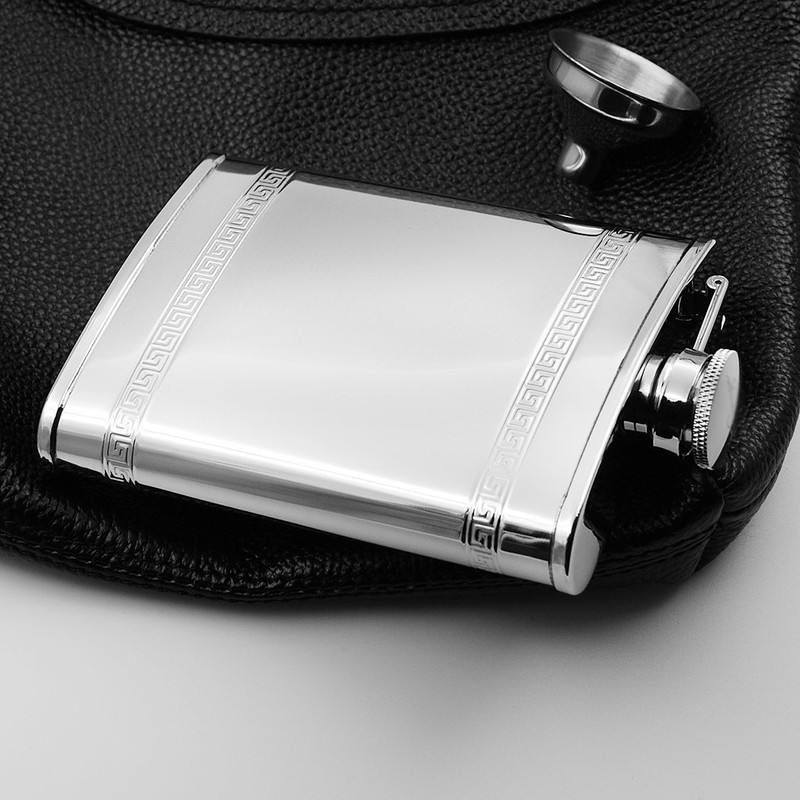 iSavage 6oz Hip Flask with Engraving Decoration with a Funnel
