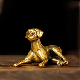 CHOVY Retro Crawling Dog Sculpture-Stretched Neck Pose, Handcrafted 100% Solid Brass-Ideal Home Decor Desk Ornament Collectible Art Piece Office Desk Accent Artistic Scene Decoration