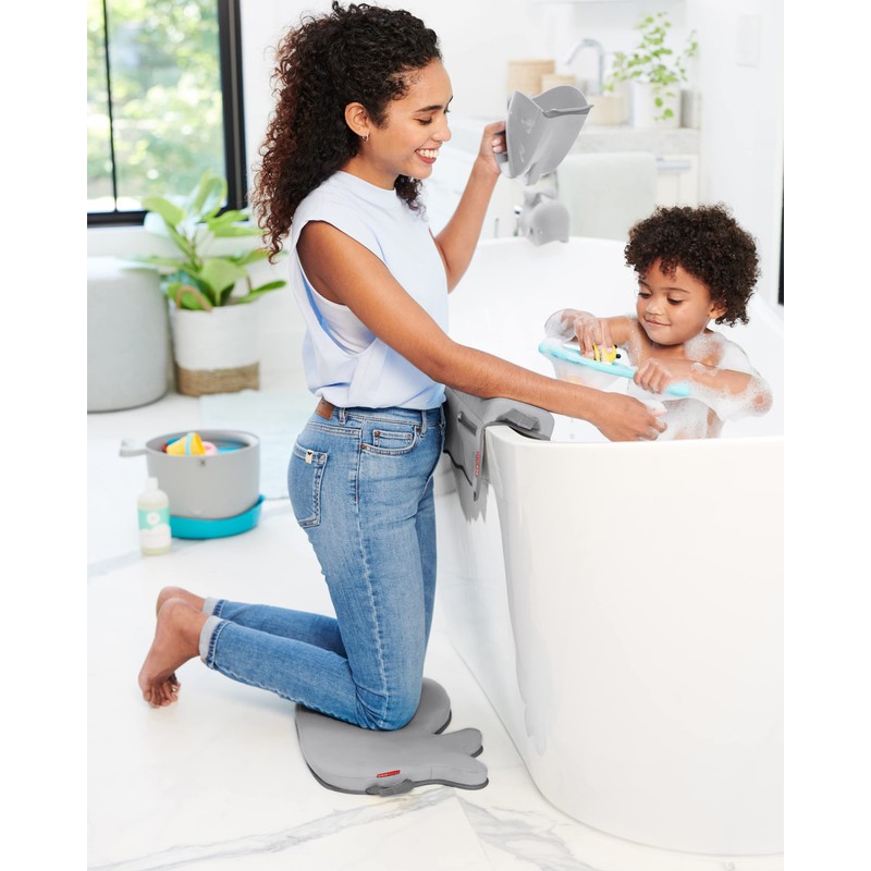 Skip Hop Baby Bath Rinse Cup MOBY Tear-free Waterfall Rinser
