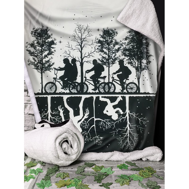 Nemesis Now Stranger Things Throw, Black & White, 100 *