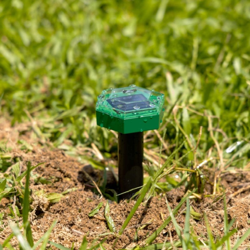 4Pcs Solar Mole Repellent Ultrasonic Outdoor Waterproof Sonic Deterrent Mole