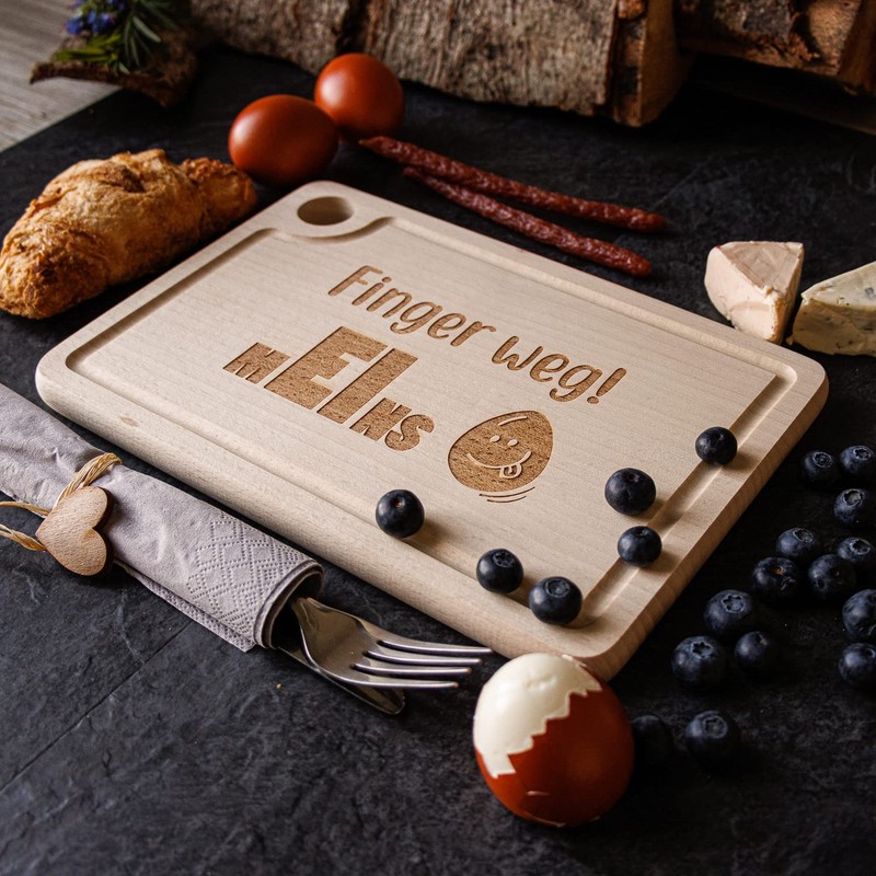 Spruchreif Wooden chopping board with funny engraving and finger hole,
