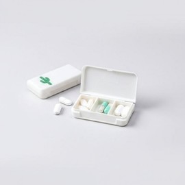 Mini 3-compartment detachable portable pill case Cute pattern pill case cactus 14ea