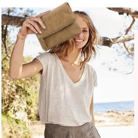 Gladdon Women's Shoulder Bag, Shoulder Bag with Zip, Crossbody Bag, Leather Handbag, Small, Daypack, khaki, Plain