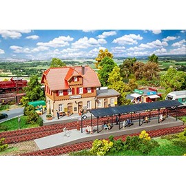 Faller FA 190072 Bruderstadt Station Action Set Multi-Coloured