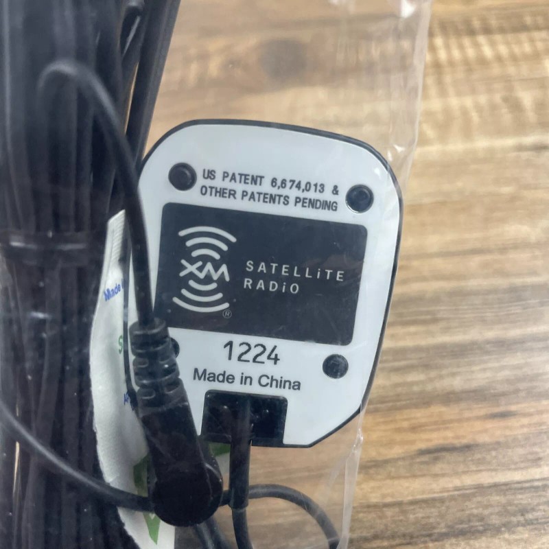XM Genuine Original XM Satellite Radio Car Vehicle Magnetic Antenna