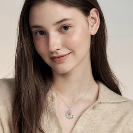 MONGAS Elephant Necklace Sterling Silver Elephant Pendant Necklace Daisy Necklace Elephant Jewelry For Women