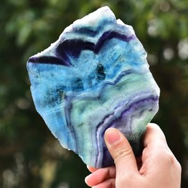 AMOYSTONE Colorful Fluorite Stone Plate Healing Crystal Slices Color Fluorite Stone Pieces Office Home Decor Reiki Healing Gifts with Stand 0.6-0.8 Pound