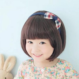 Zulaniu Brown kid Short Bob Cosplay Wig with Bangs Short Straight Hair for Girls Costume Cosplay Costume Bob Wig