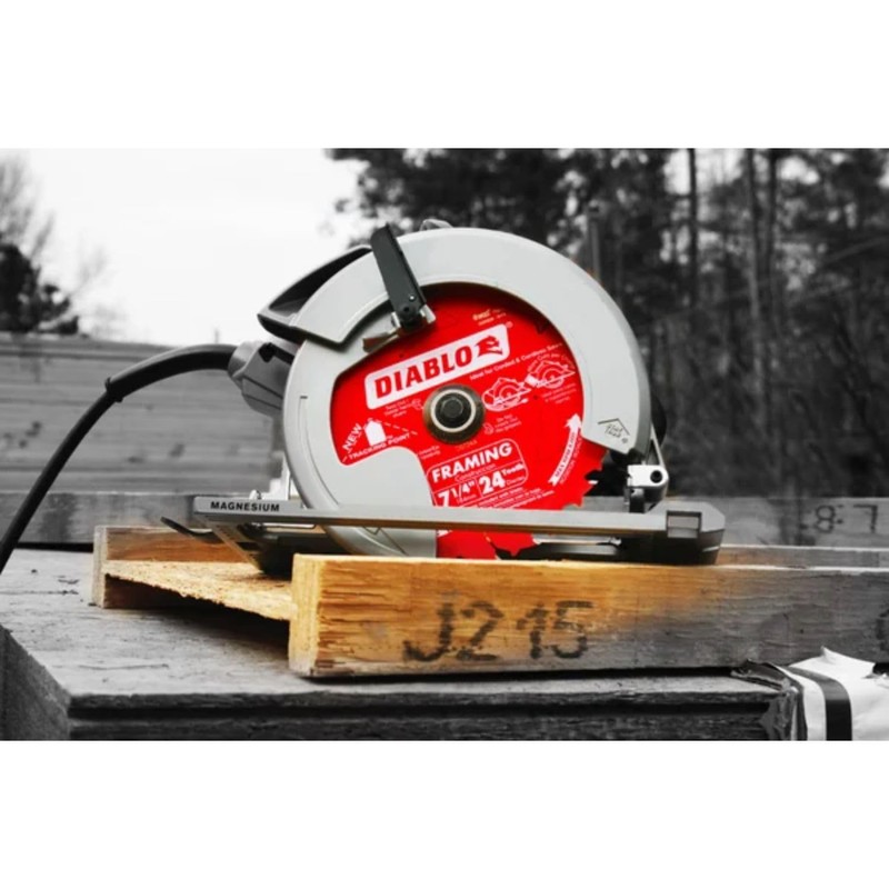 Diablo Framing Saw Blade with Perma-Shield - Tracking Point Tooth