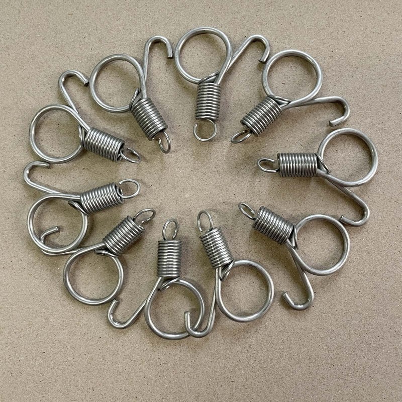 Cotsdan 20Pcs Spring Door Latch for Cages Metal Finger Spring