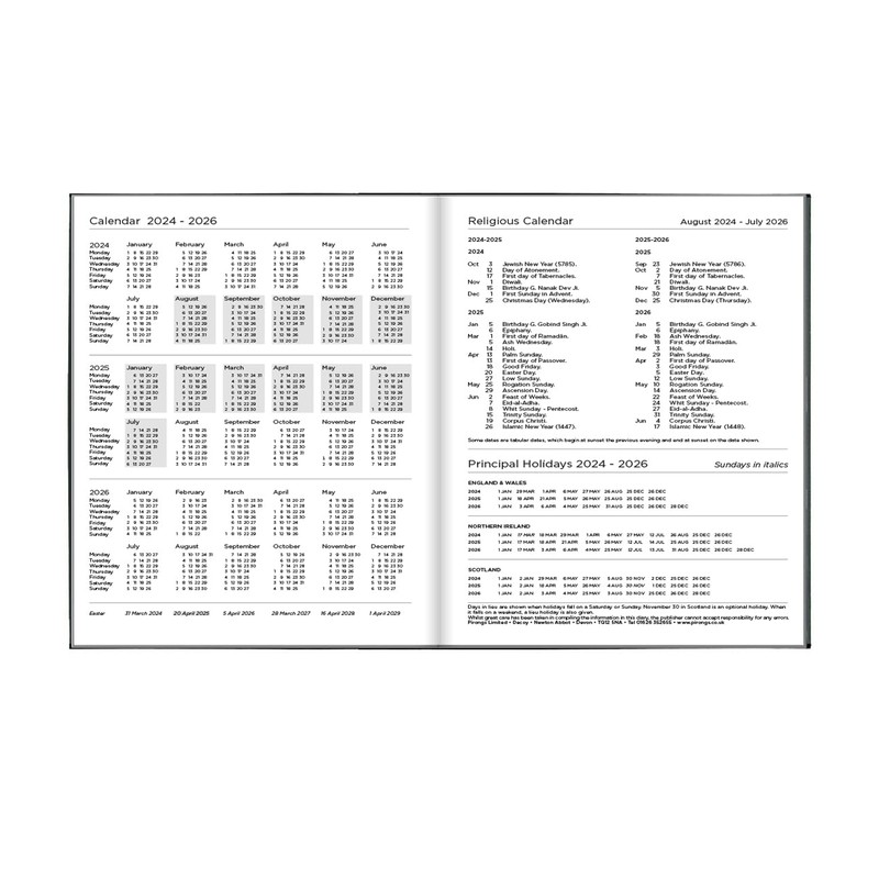 Pirongs Page-a-day 2024-2025 Green Academic Diary (Slightly wider than A5)
