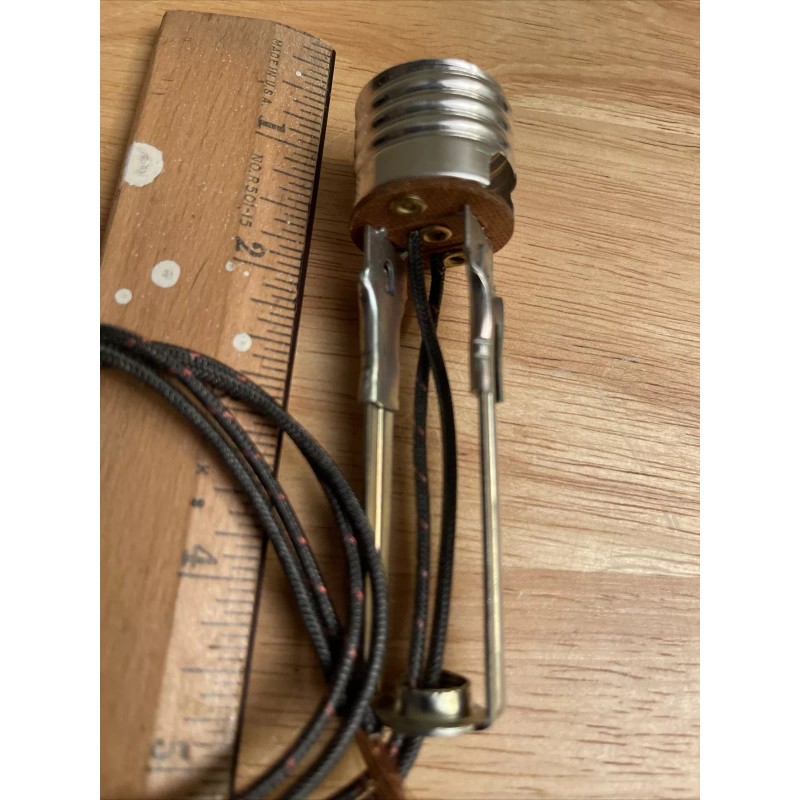 VTG 4” TRIBORO Keyless Medium Base Bulb Candle Lamp Holder