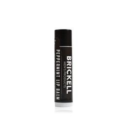 Brickell Bálsamo labial para hombre, natural y orgánico, acabado mate, para hidratar y proteger con SPF 15, 0,15 onzas, perfumado