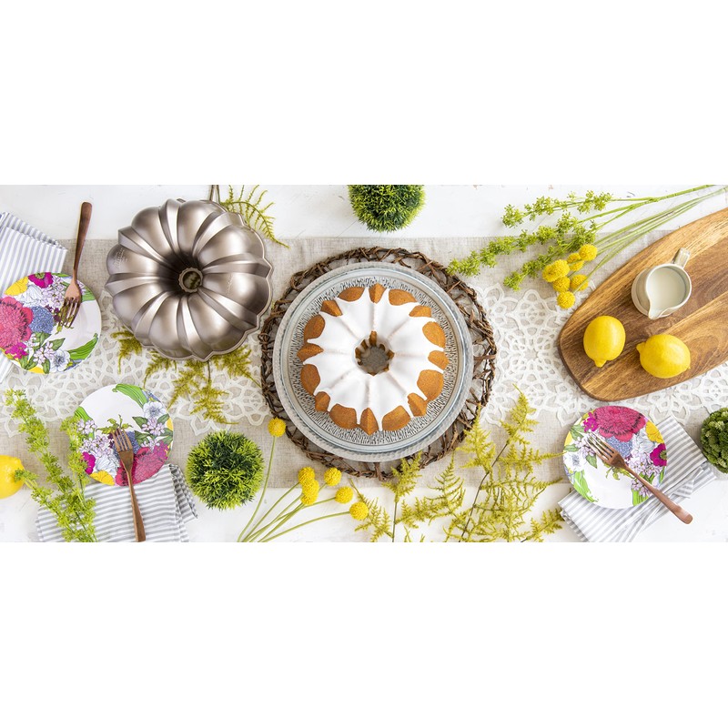 Nordic Ware Original Bundt, 12-Cup, Toffee