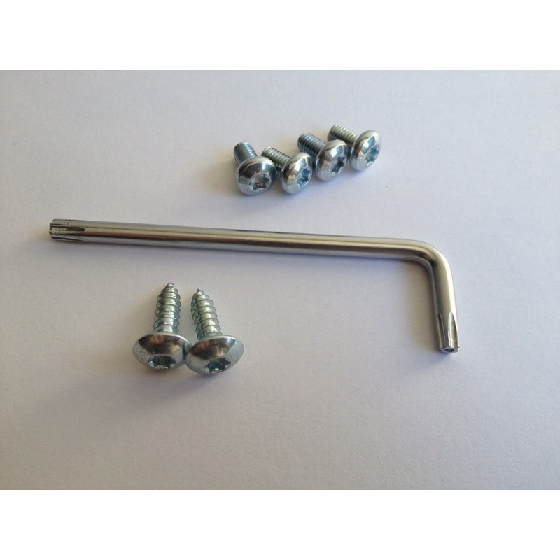 Maxx Express New Rear License Plate Bracket for Land Rover
