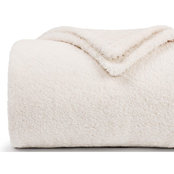 Felesha Fingal Plush Fleece Throw Blanket for Couch and Bed,
