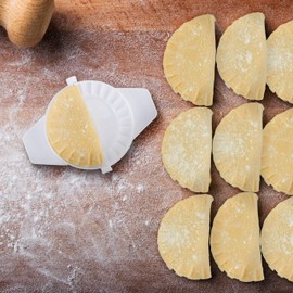 Relaxdays Ravioli Former Set of 9, Mouth Pockets, Empanada and Pirogge Cutters, Round, Various Sizes, Plastic, White, 10030739