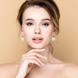 Aliyoham Women's Hammered Silver Disc Drop Earrings - Leverback Clasps, Circle Dangle Earrings for Women, Textured Design for Everyday