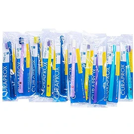 Curaprox 10 x Zahnbürste CS 1560 Soft - Handzahnbürste für Erwachsene mit 1560 Soft CUREN Borsten - 10 Stück, zufällige Farbe
