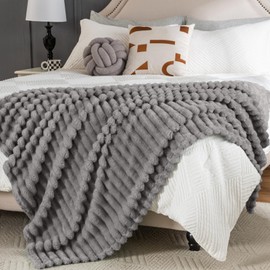 Wider Striped 380gsm Thick Large King Blanket for Couch Super Soft Cozy Blankets for Women Big Fuzzy Fleece Grey Blanket for Bed Sofa 90x104