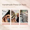 Uñas Postizas Francesas Cortas Marrones con Diseño de Diamantes de