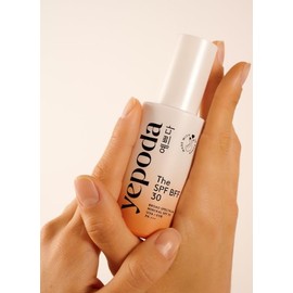 Yepoda Tinted Sunscreen - The SPF BFF, Day Cream with Sun Protection Factor (SPF 30), Mineral Zinc Sunscreen with Moisturizing Aloe Vera and Hyaluronic Acid (50 ml)