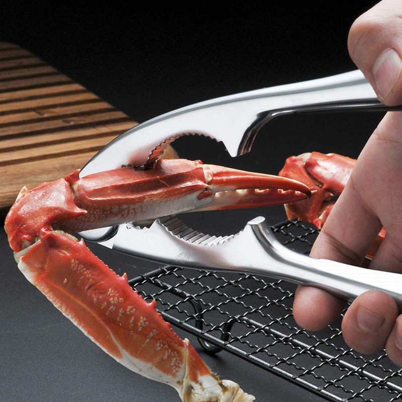 6Pcs Crab Crackers and Tools including 2 Forks 2 Lobster