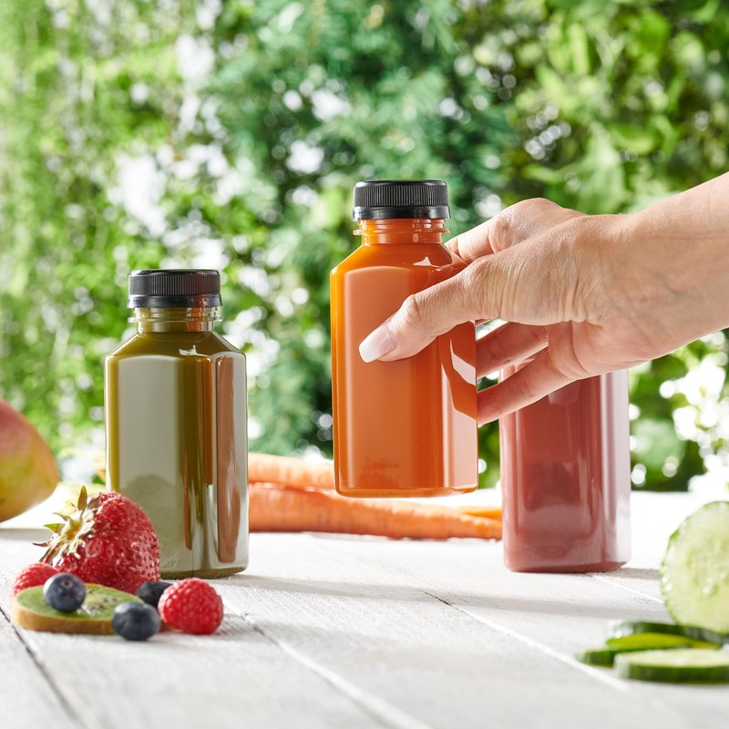 GUSTO [8 oz. - 15 Count Reusable Plastic Juice Bottles