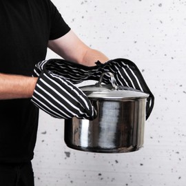 Black Double Oven Gloves Heat Resistant Oven Mitts for Home Kitchen Baking and Cooking, Butchers Stripe Pot Pan Tray Double Oven Gloves, Heavy Duty Cooking Oven Gloves (Black)