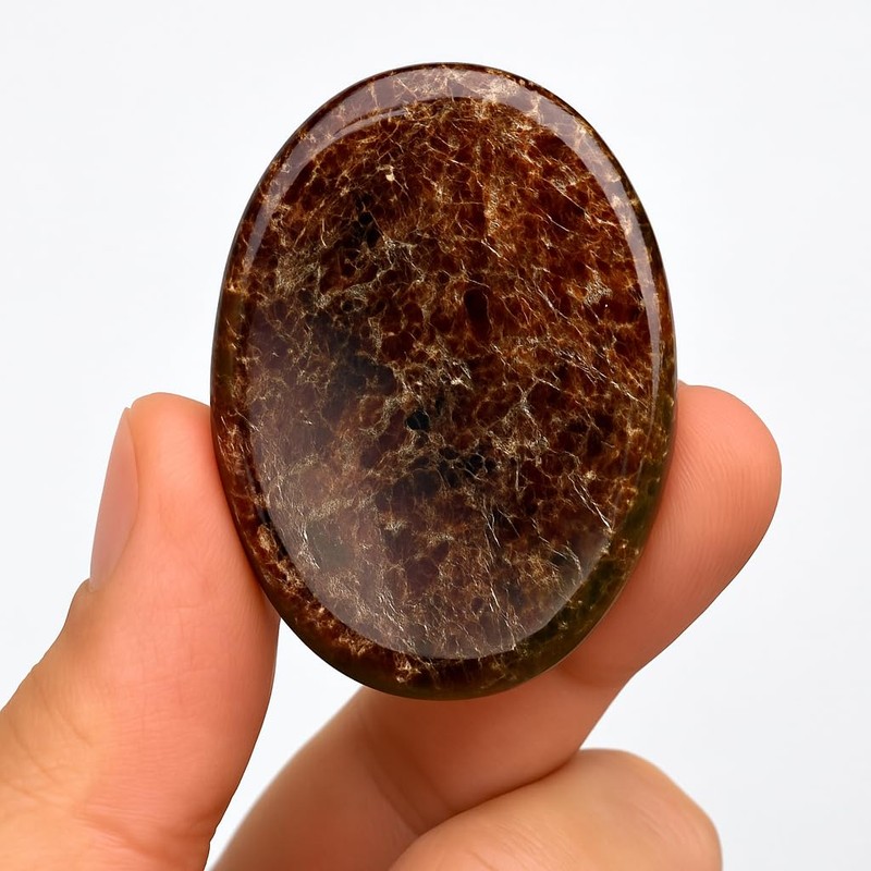Garnet Worry Stone – Natural Polished Thumb Palm Stone for