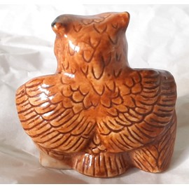 Dekofigur aus Keramik, Familie von Eulen, Miniatur, Braun und Beige