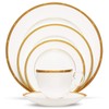 Noritake Rochelle Gold 5-Piece Place Dinnerware Setting in White