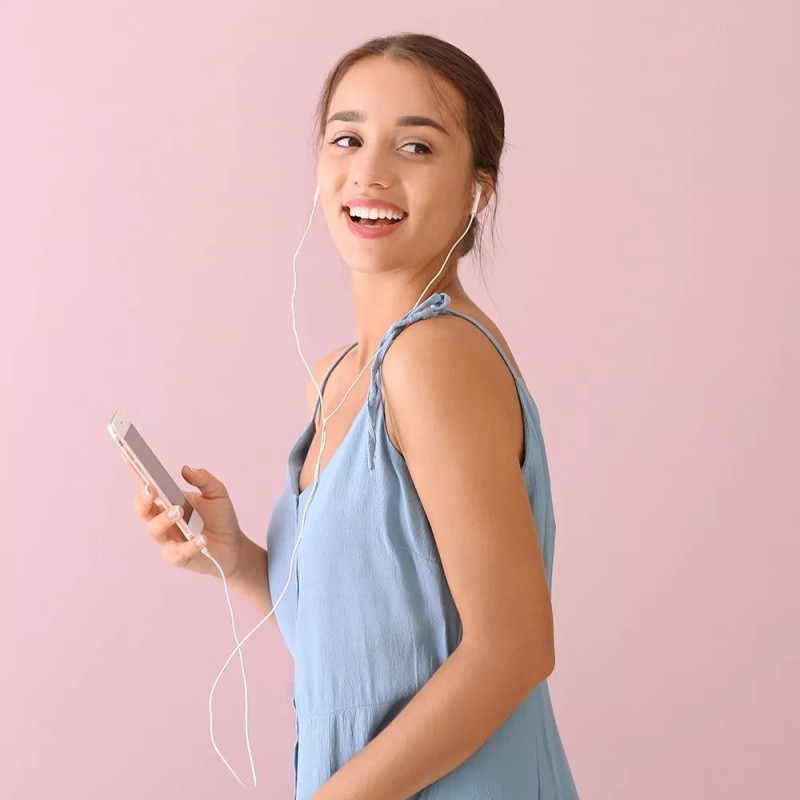 Maíz Audifonos Alambricos In Ear Celular Manos Libres Microfono Color