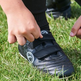 Optimum Razor Football Boots - Flat Moulded Stud Outsole, Easy Fastening Trainers - PU Leather, Flexible & Comfortable Fit Football Boots -(Black/Silver), 2 UK