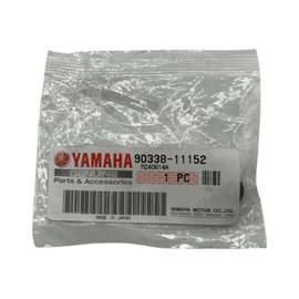 Cyclemax One Pack compatible with Yamaha Plug (26H) 90338-11152-00 Contains One Plug (26H) and a Funnel
