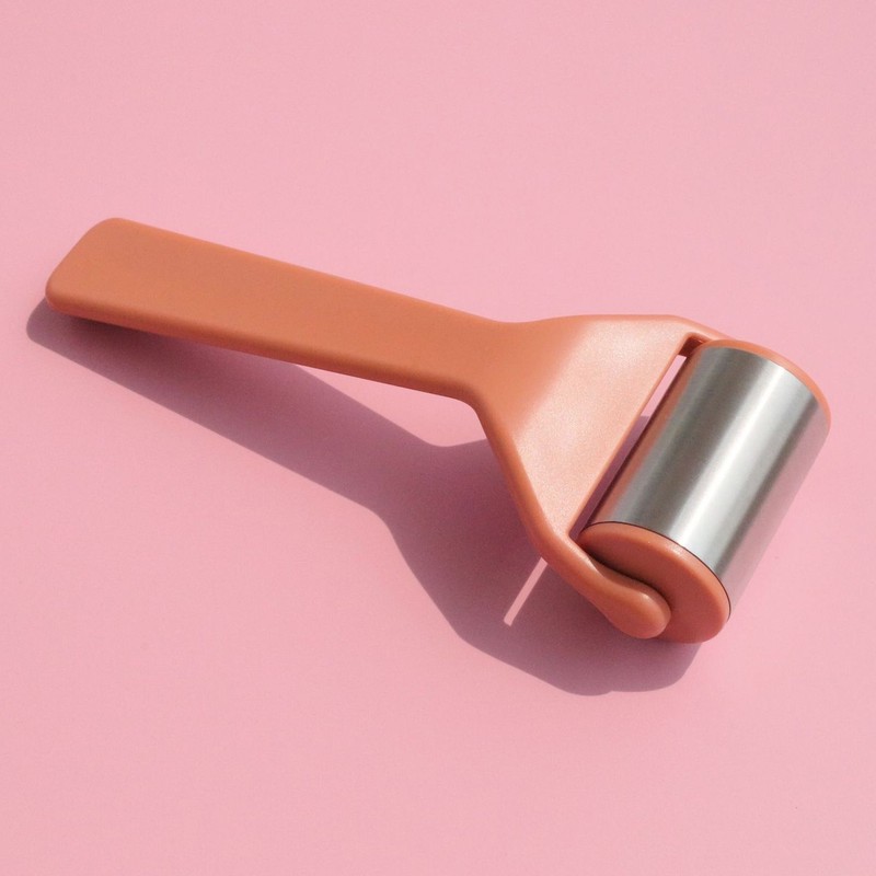 Ice Roller Massager Stainless Steel Portable Face Eye Massage Beauty
