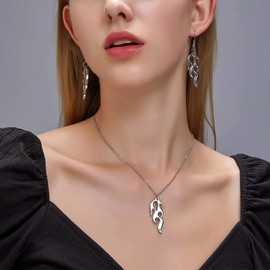 TseenYi Punk Fire Necklace Choker Creative Flame Pendant Necklace with Earrings Set Hip Hop Chain Necklace Jewelry for Women and Girls