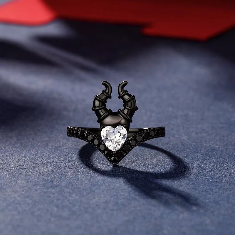Dtup Anillo Malefica Elegante Oro Negro Corazon Gotico Dtup®